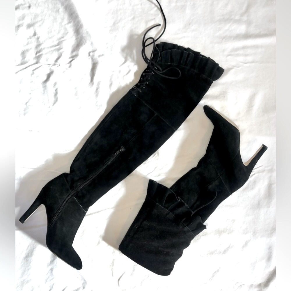 KELSI DAGGER OVER THE KNEE SOPHIA HEELED BOOTS SIZE 6.5